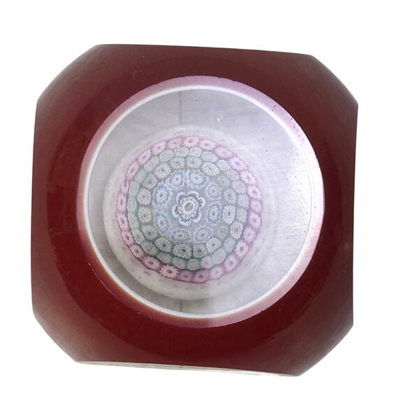 Vintage Murano (?) Millefiori Facet Overlay Cased Glass Window Red Paperweight - Picture 7 of 7